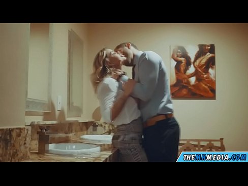❤️ Uma blonde obugaxayo ekuyenga endlini yangasese yomphakathi ❤️❌  ku-zu.porngipfy.ru ️❤
